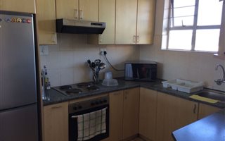 2 Bedroom Apartment in Parow Valley