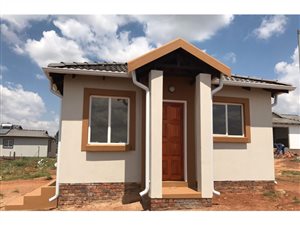 2 Bed House in Zandfontein AH