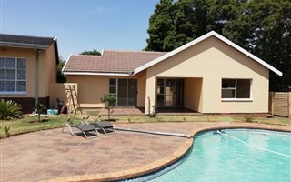 3 Bedroom House in Brackendowns