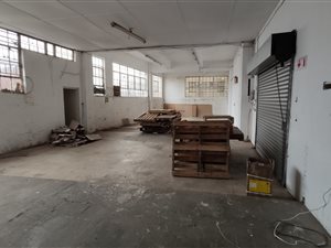 240 m² Commercial space in Umbilo