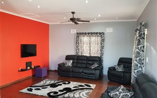 3 Bedroom House in Rainham