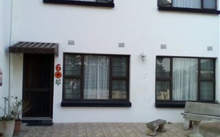 3 Bedroom Townhouse in Anerley