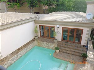 4 Bed House in Meyerspark
