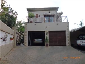 4 Bed House in Meyerspark