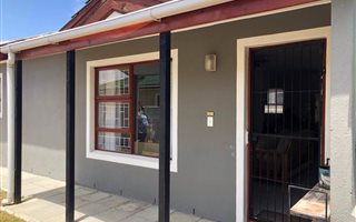 3 Bedroom House in Twin Palms