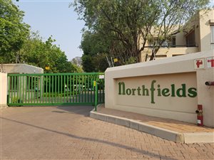 2 Bed Apartment in Fourways