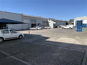 980 m² Industrial space in Elsies River Industrial