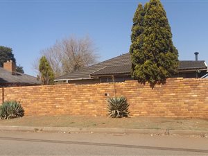 3 Bed House in Crosby