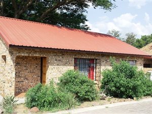 2 Bed Townhouse in Modimolle