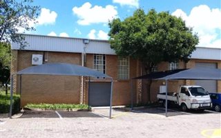 642 m² Industrial space in Kyalami