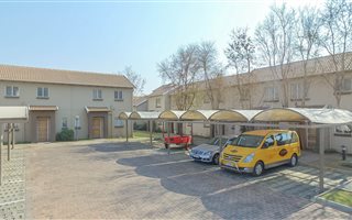 2 Bedroom Duplex in Greenstone Hill