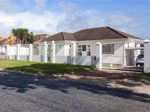 3 Bed House in Glenhurd