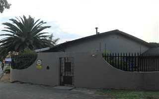 3 Bedroom House in Rewlatch