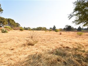 2 ha Land available in Crowthorne