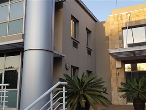 250 m² Office Space in Greenstone Hill
