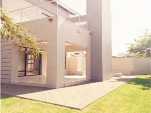4 Bed House in Midstream Ridge Estate