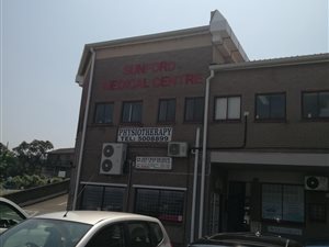 90 m² Commercial space in Sunford
