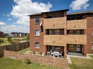 2 Bed Apartment in Diepkloof