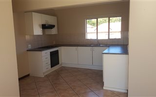 2 Bedroom Flat in Greenhills