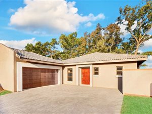 3 Bedroom Townhouse in Benoni North AH