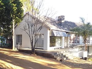 600 m² Commercial space in Waterkloof Ridge