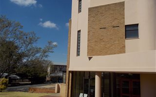 1 Bedroom Apartment in Helderkruin