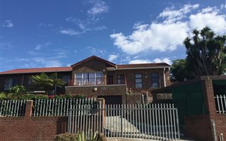 3 Bedroom House in Pari Park