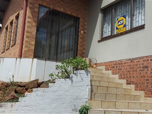 4 Bed House in Belfort Estate