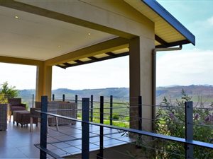 4 Bed House in Pezula Private Estate
