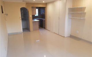 1 Bedroom Garden Cottage in Norwood