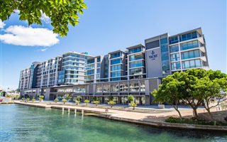 1 Bedroom Apartment in Foreshore