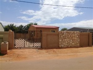 3 Bed House in Soweto Central