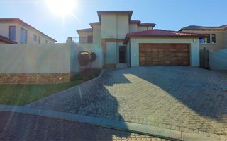 3 Bedroom House in Radiokop