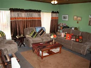 3 Bed House in Kanonkop