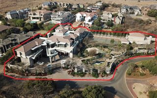 6 Bedroom House in Meyersdal
