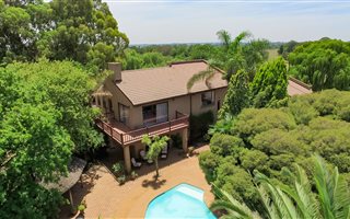 5 Bedroom House in Nortons Home Estate