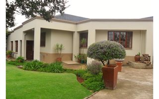 3 Bedroom House in Maraisburg
