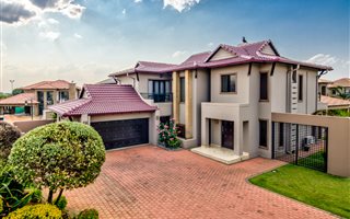 4 Bedroom House in Glen Eagles Estate