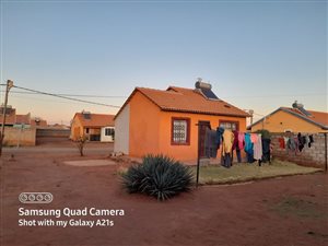 2 Bed House in Soweto Central