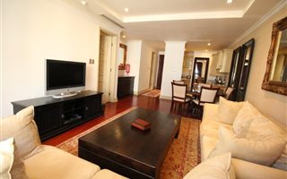 1 Bedroom House in Sandton CBD