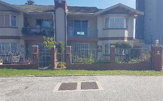 3 Bedroom Apartment in South End