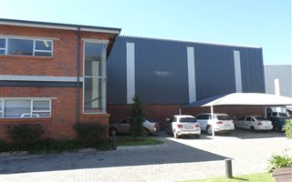 1000 m² Industrial space in Brakpan North