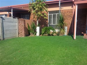2 Bedroom Flat in Hermanstad