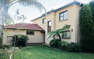 3 Bedroom House in Honeydew Ridge