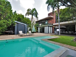 4 Bed House in Waterkloof