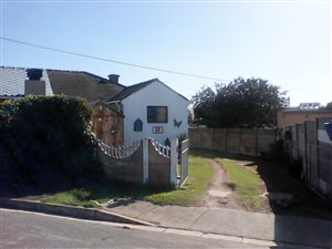 3 Bed House in Kensington