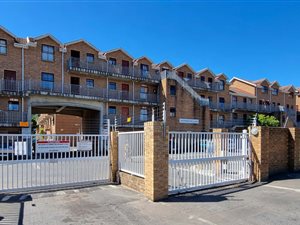 2 Bed Apartment in Brackenfell Central