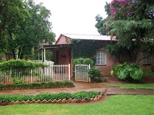4.9 ha Farm in Zeerust