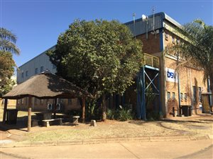 3300 m² Industrial space in Rosslyn