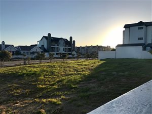 486 m² Land available in Sitari
